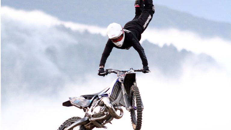 Digger Dave's Party FMX