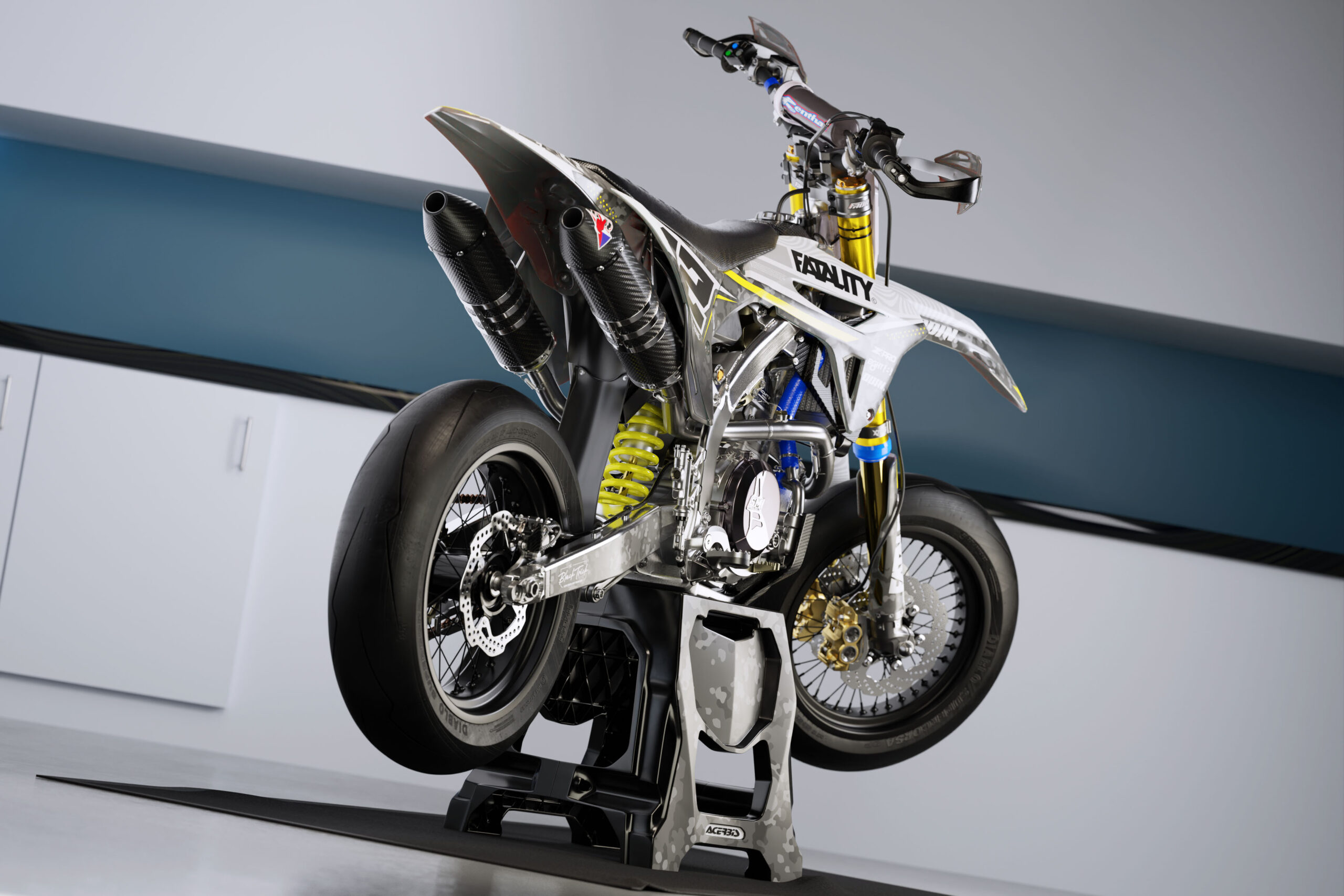 Warfare Honda is a Full Custom Bike Graphics kit that is available on the Koarse website which can be modified to fit all bike make and model. Promo Image.